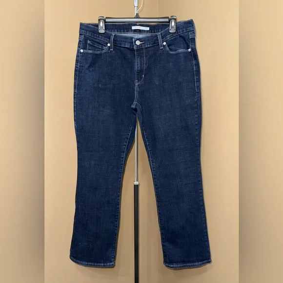 LEVI’S Women’s Classic Bootcut Indigo Denim Jeans. Size 16W. Great Jeans! - Picture 5 of 9